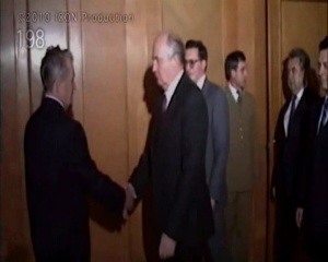 Ceausescu and Gorb 20000